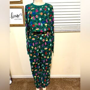Hanna Andersson Green Festive Pajama Set